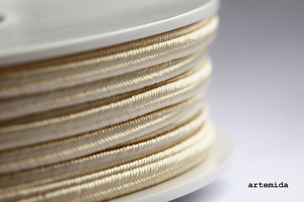 A1901  svetlá béžová