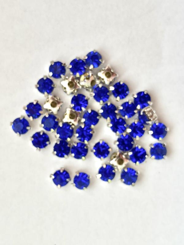 Royal blue /silver/ 5 mm/8 ks