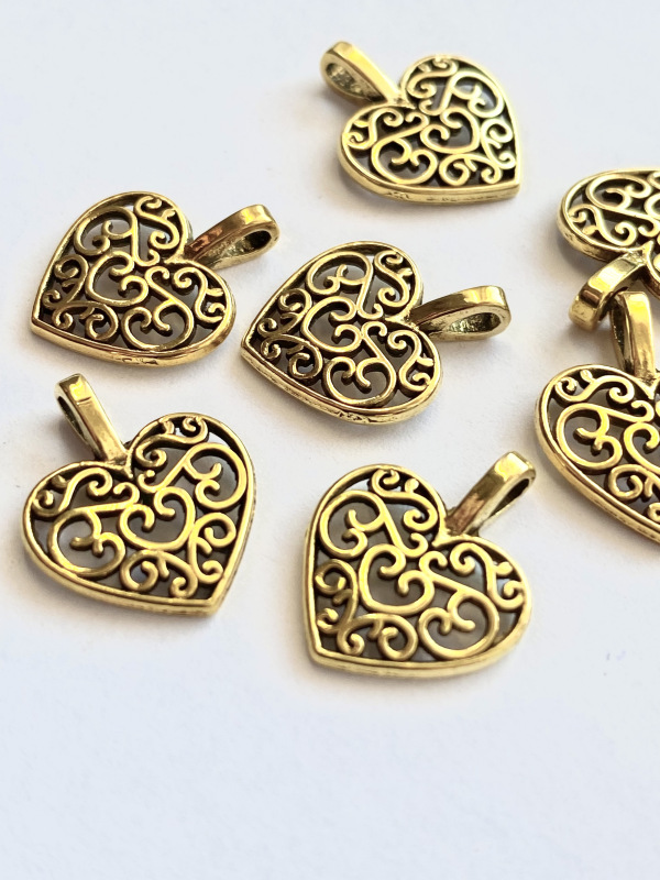 1. Srdce zlate 15x18