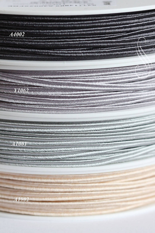 sutaška česká sivá -odtiene/ 1m