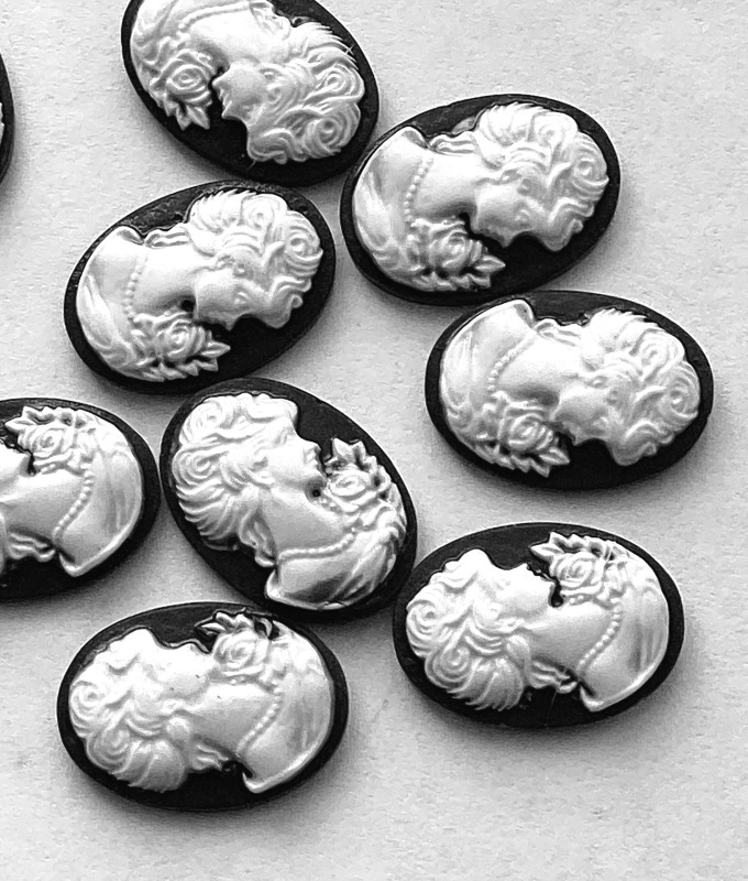kabošon Vintage CAMEO 1
